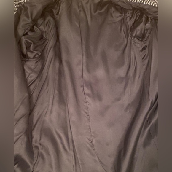 TAGLIATORE 02-05 unisex 
Coat 100% Italian Coat 
8 (US) - Black (44) - Picture 9 of 16